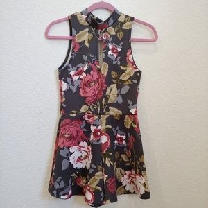 Floral Print Sleeveless Romper